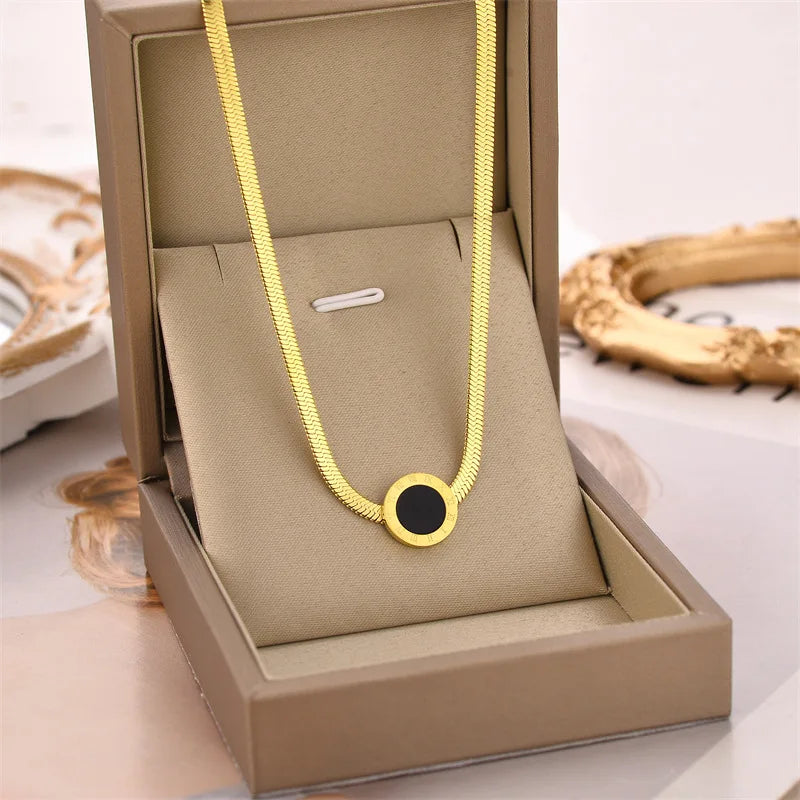 Fashion Roman Digital Wafer Pendant Necklace Stainless Steel Party Jewelry for Women Sexy Choker