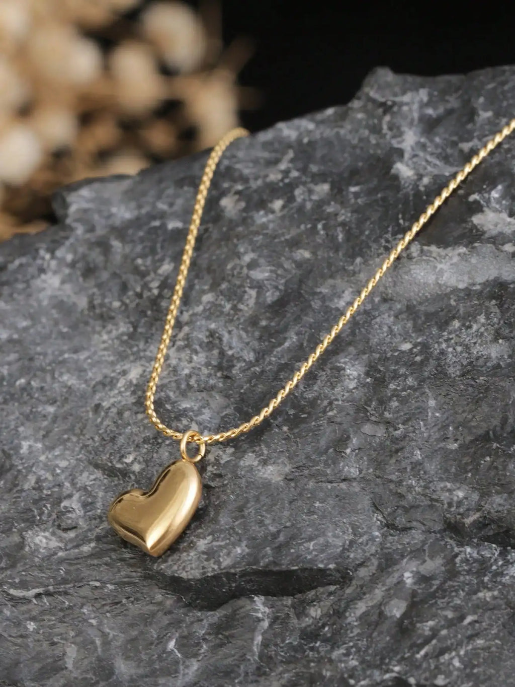1pc 18K Gold-Tone Minimalist Stainless Steel Curved Heart Pendant Necklace, Fashionable Versatile , Suitable For Women's Daily
