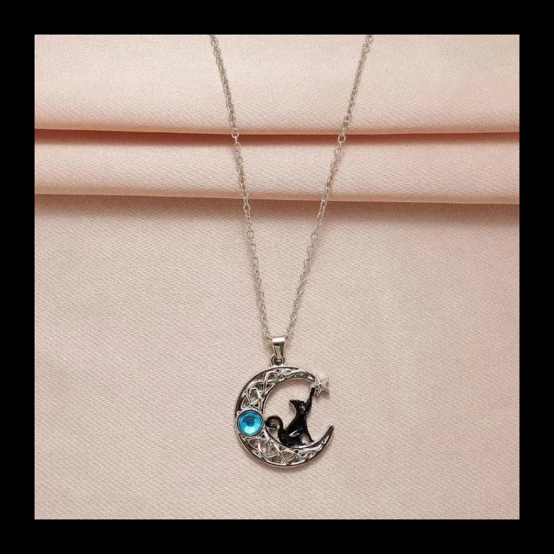 Korean Version of Creative Fashion Star Moon Black Cat Necklace Women's Simple and Versatile Hot Sale Exquisite Moonston