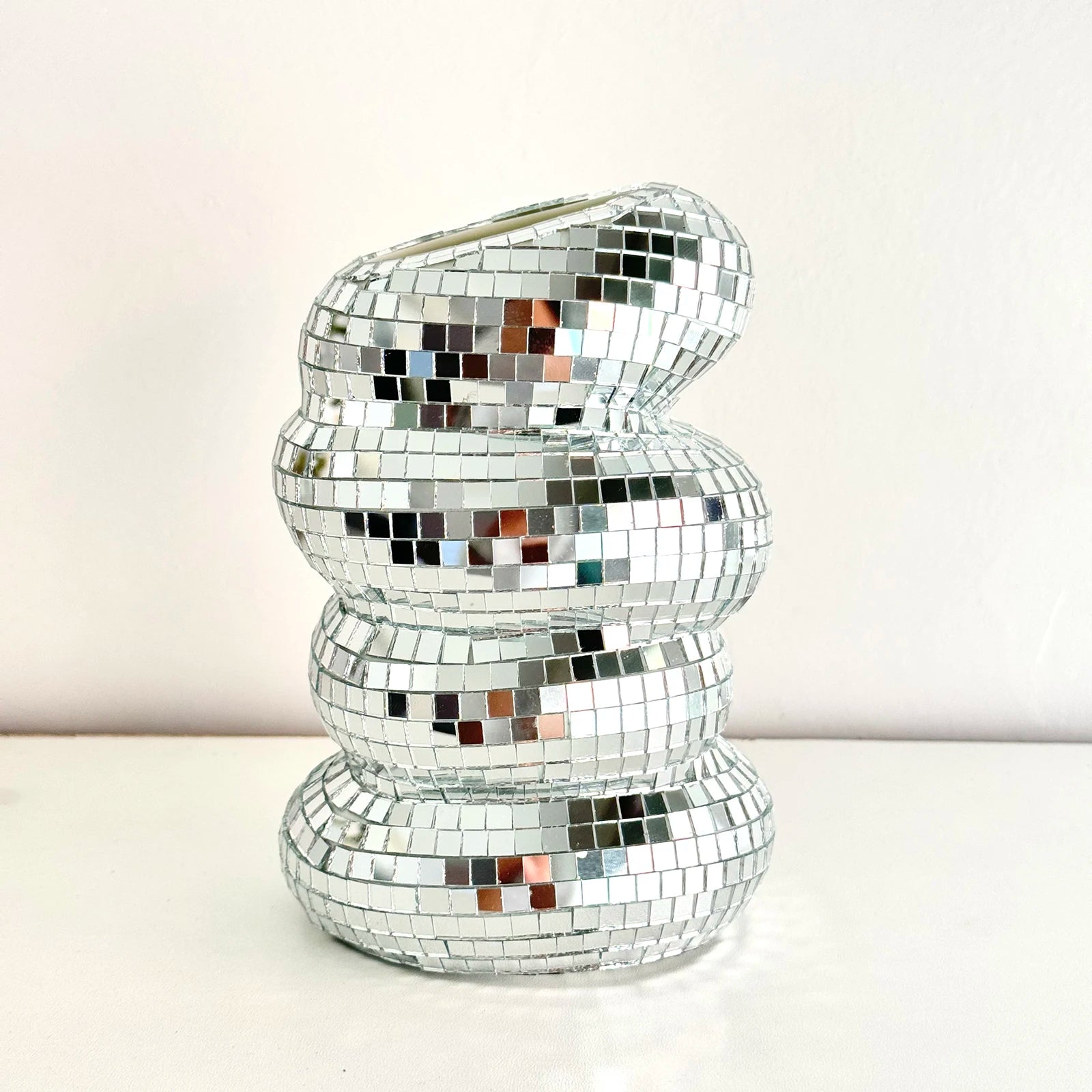 Disco Vase Modern Home Decoration Handmade Mirror Tile Flower Bottle Aesthetic Room Decor Funky Home Flower Vase Decor