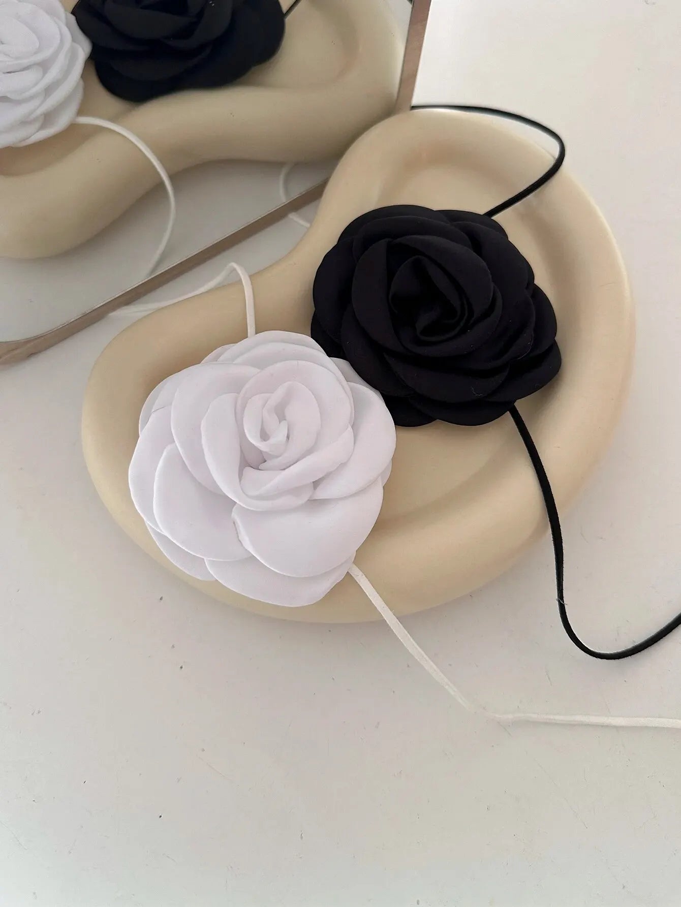 Exaggerated Romantic Big Rose Flower Clavicle Chain Necklace Women Kpop Adjustable Bowknot Rope Choker Jewelry Y2K Accessories