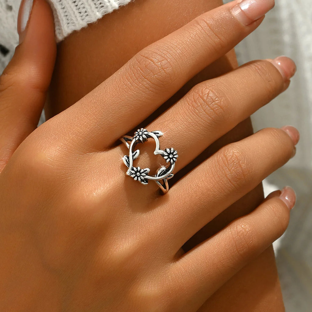 Fashionable Women's Ring, Suitable for Dates, Gatherings, Love Design, and Holiday Gifts for Female Friends Rings for Women