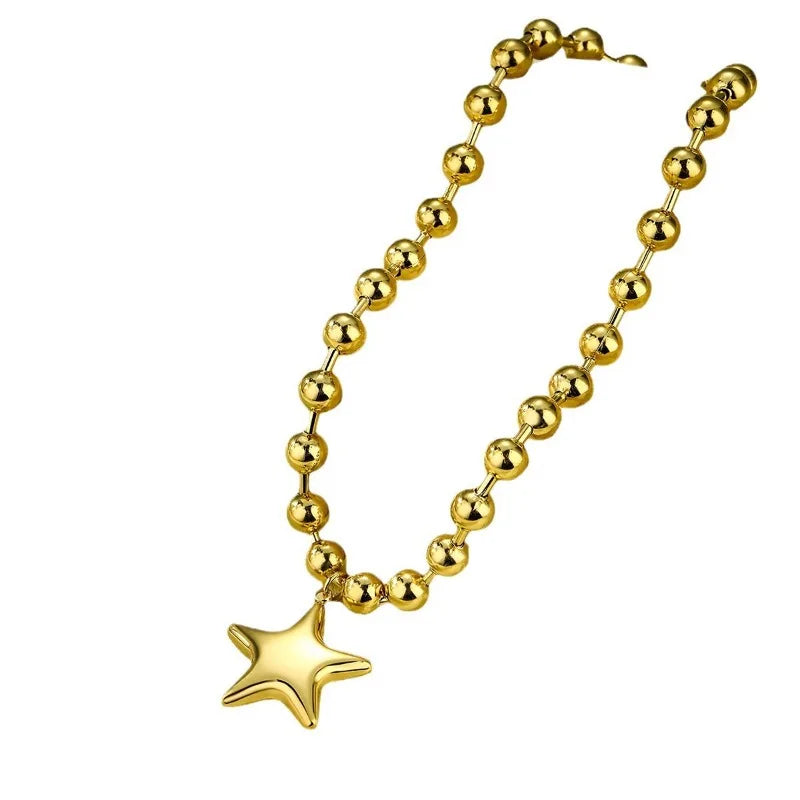 Exaggerated Atmosphere, Personality, Fashion, Big Five-pointed Star Love, Stainless Steel Necklace, New Popular and Non-fading